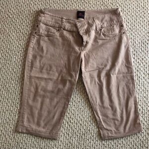 BEBE Cotton Capri shorts